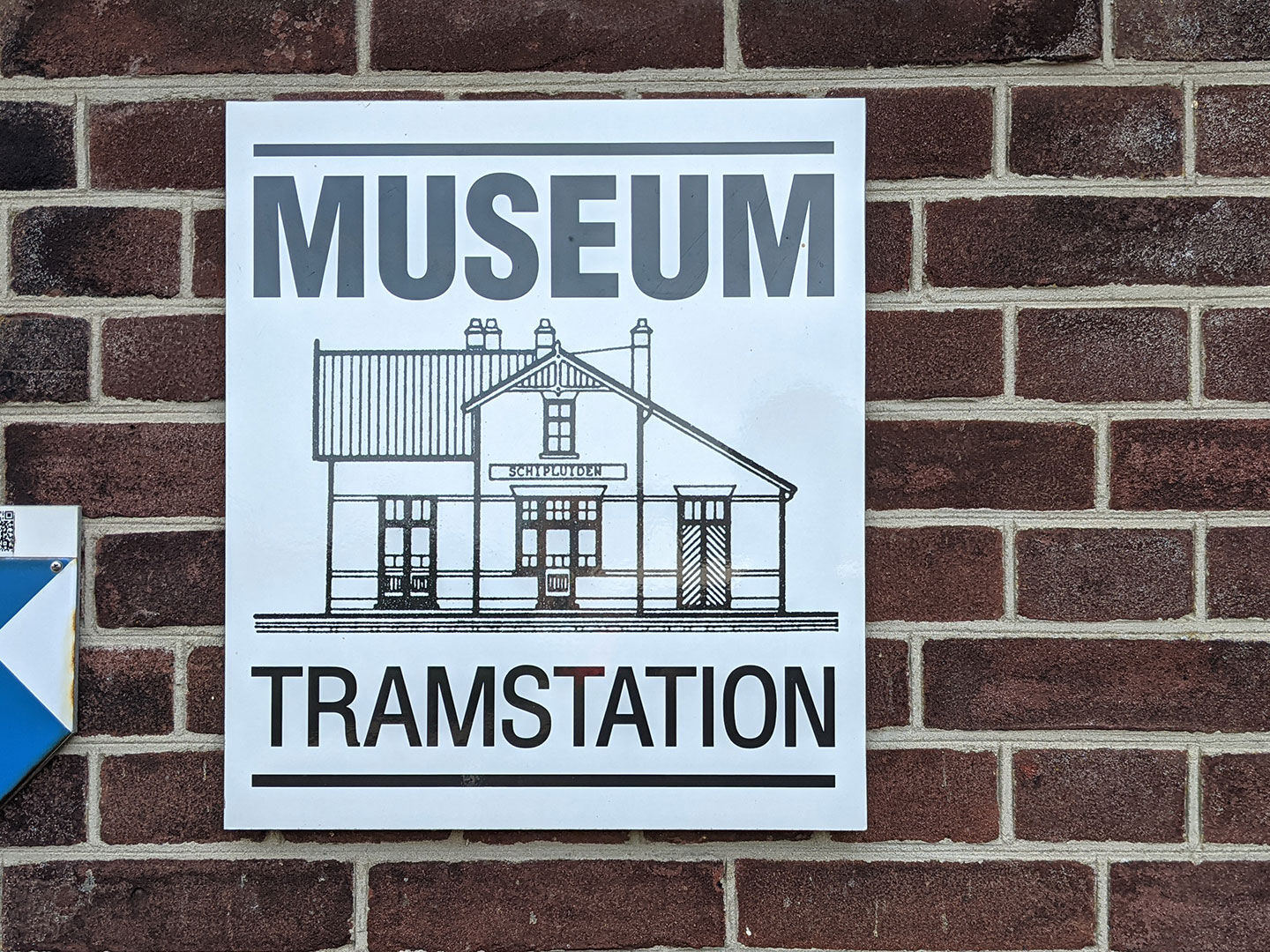 foto van het gevelbordje museum bij Museum Het Tramstation in Schipluiden in Midden-Delfland