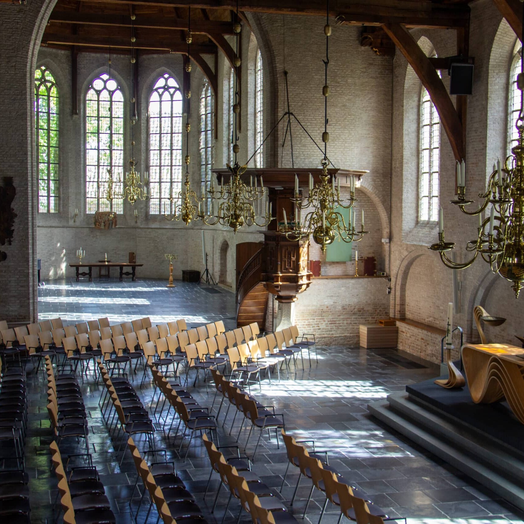 Oude Kerk Maasland - interieur 1